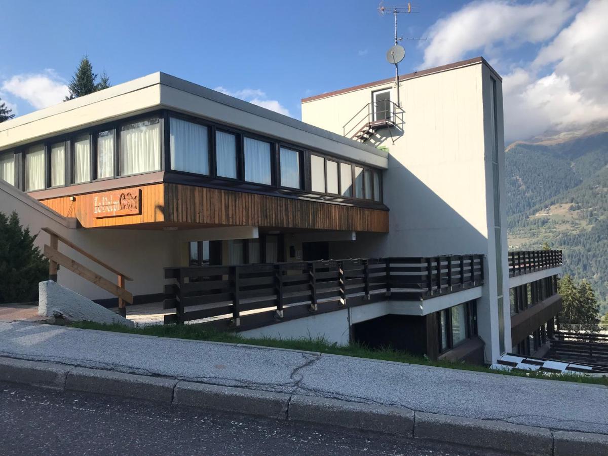 Apartmán Le Volpi Marilleva 1400 Mezzana  Exteriér fotografie